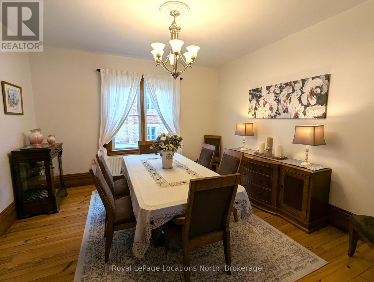 138 Bruce Street S, Blue Mountains, Ontario  N0H 2P0 - Photo 16 - X12438420