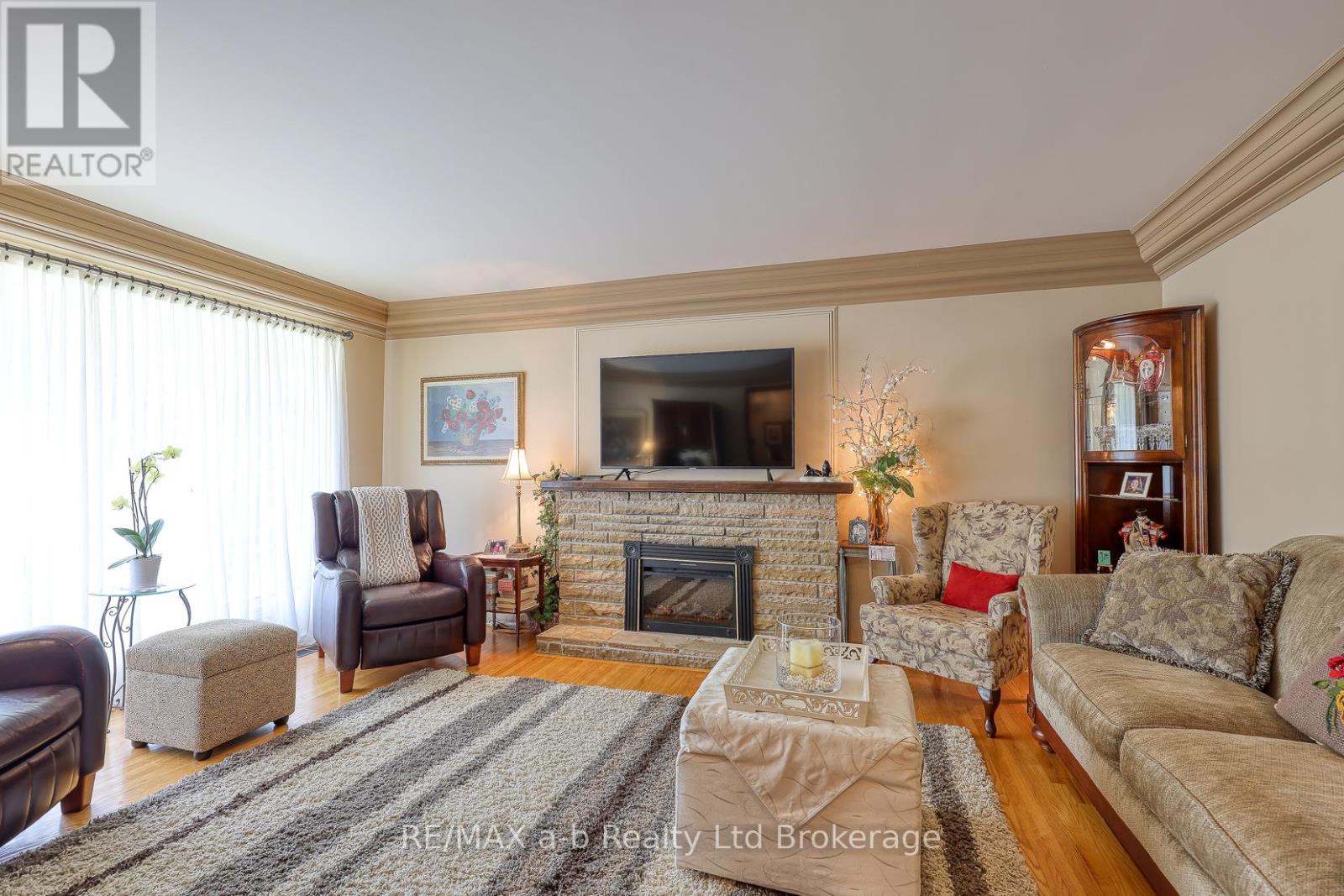 543 Highland Drive, Woodstock, Ontario  N4S 5X1 - Photo 10 - X12438508