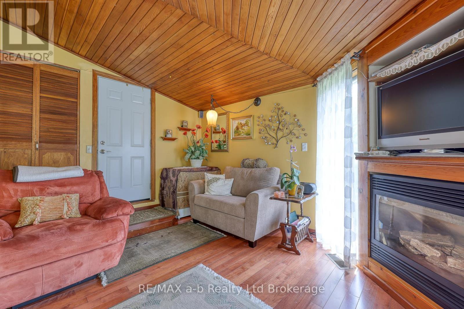 543 Highland Drive, Woodstock, Ontario  N4S 5X1 - Photo 24 - X12438508