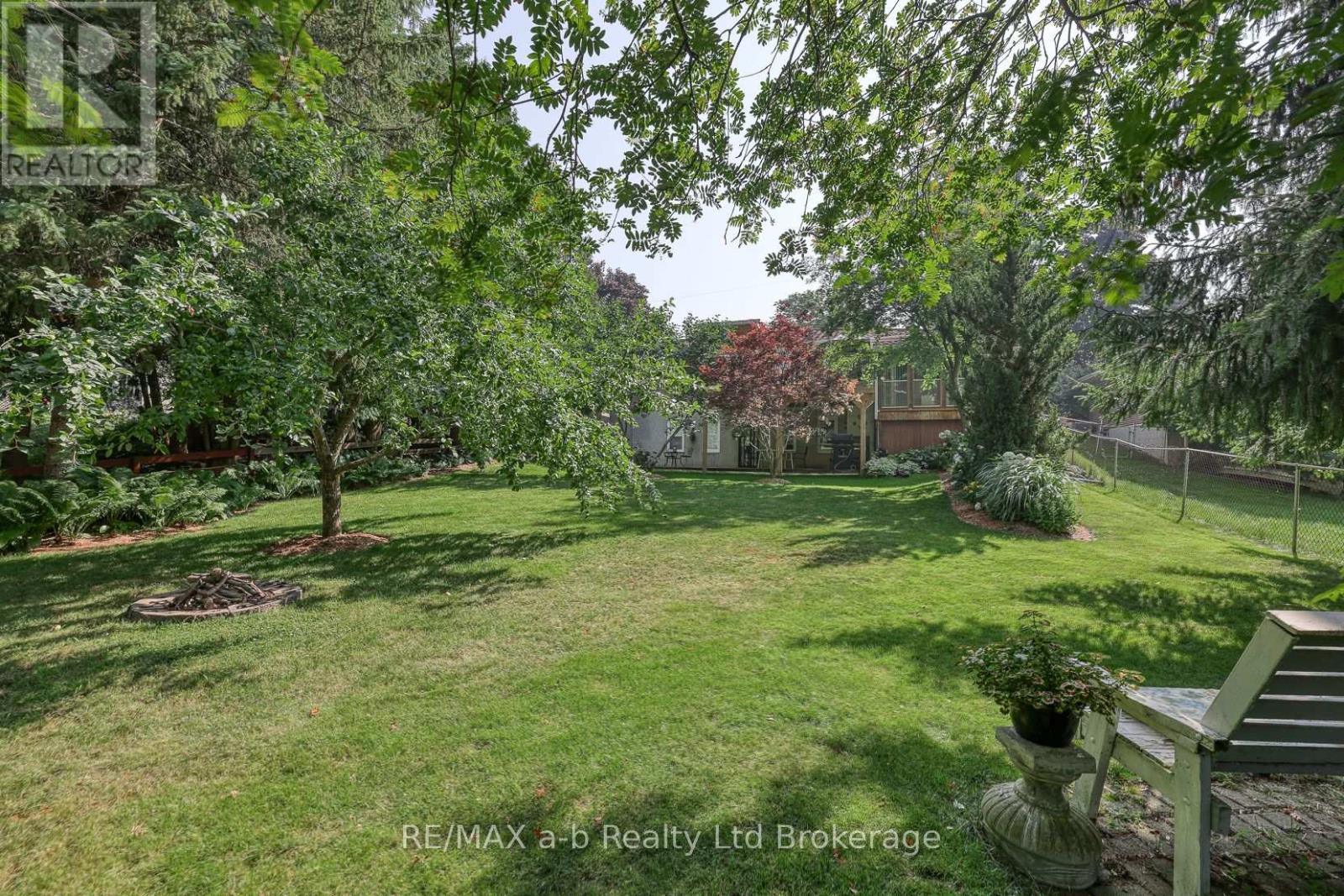 543 Highland Drive, Woodstock, Ontario  N4S 5X1 - Photo 8 - X12438508
