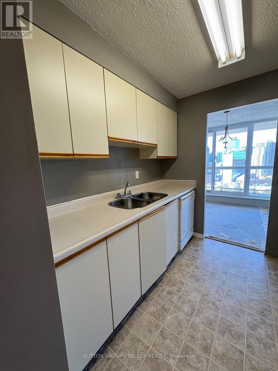 1702 - 323 Colborne Street, London East, Ontario  N6B 3N8 - Photo 13 - X12437947