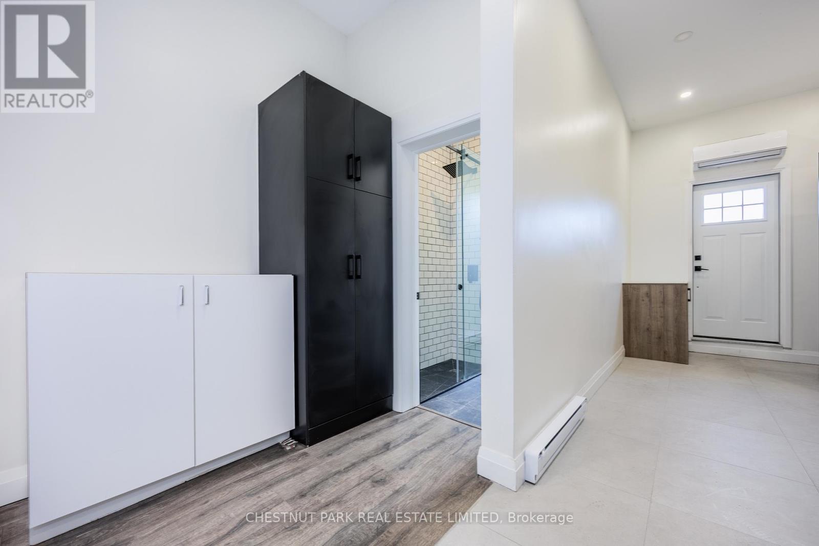 414 Spadina Avenue, Toronto, Ontario  M5T 2G7 - Photo 15 - C12438438