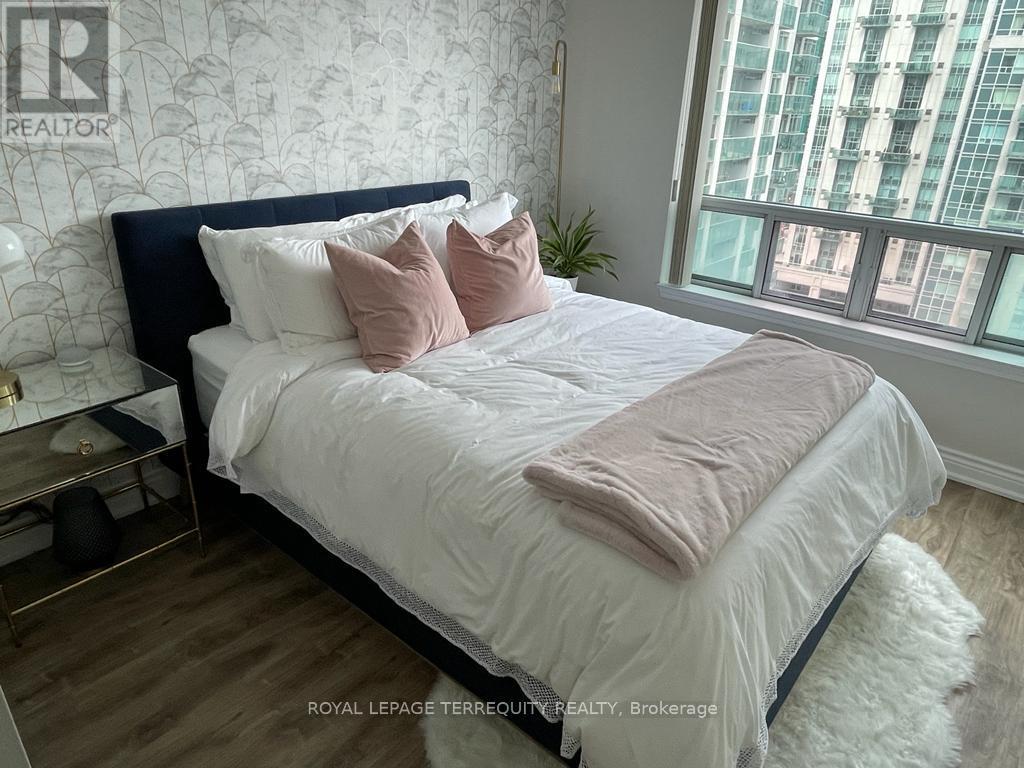1911 - 28 Harrison Garden Boulevard, Toronto, Ontario  M2N 7B5 - Photo 10 - C12438462