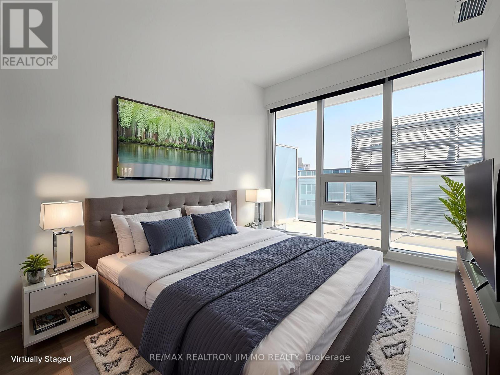 1201 - 17 Bathurst Street, Toronto, Ontario  M5V 0N1 - Photo 10 - C12438464