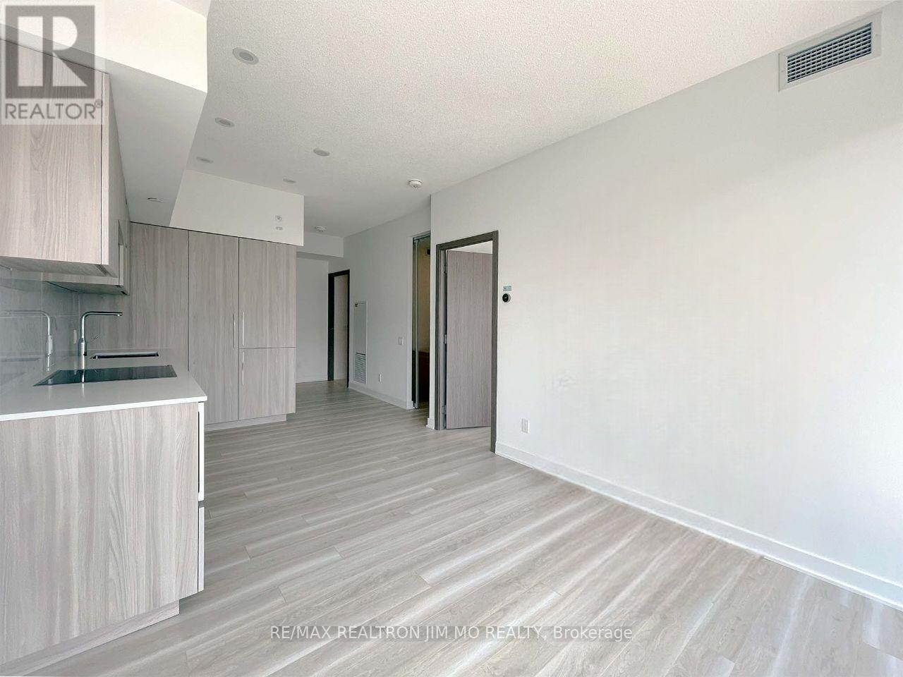 1201 - 17 Bathurst Street, Toronto, Ontario  M5V 0N1 - Photo 7 - C12438464