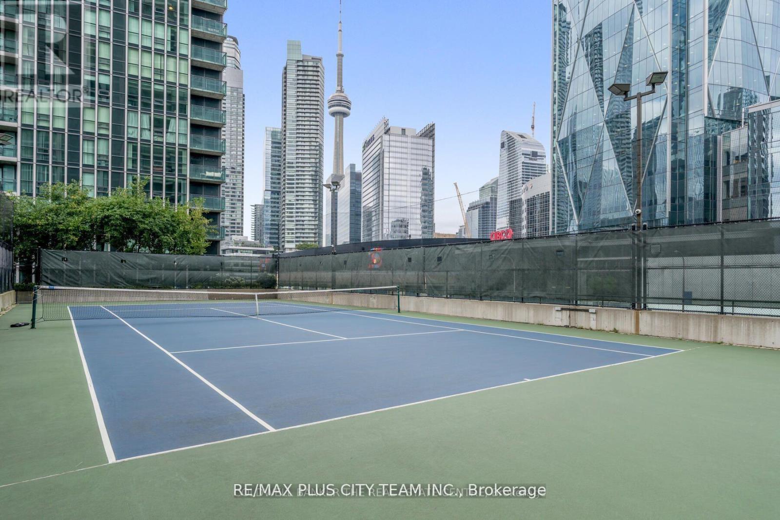 307 - 18 Harbour Street, Toronto, Ontario  M5J 2Z6 - Photo 24 - C12438471