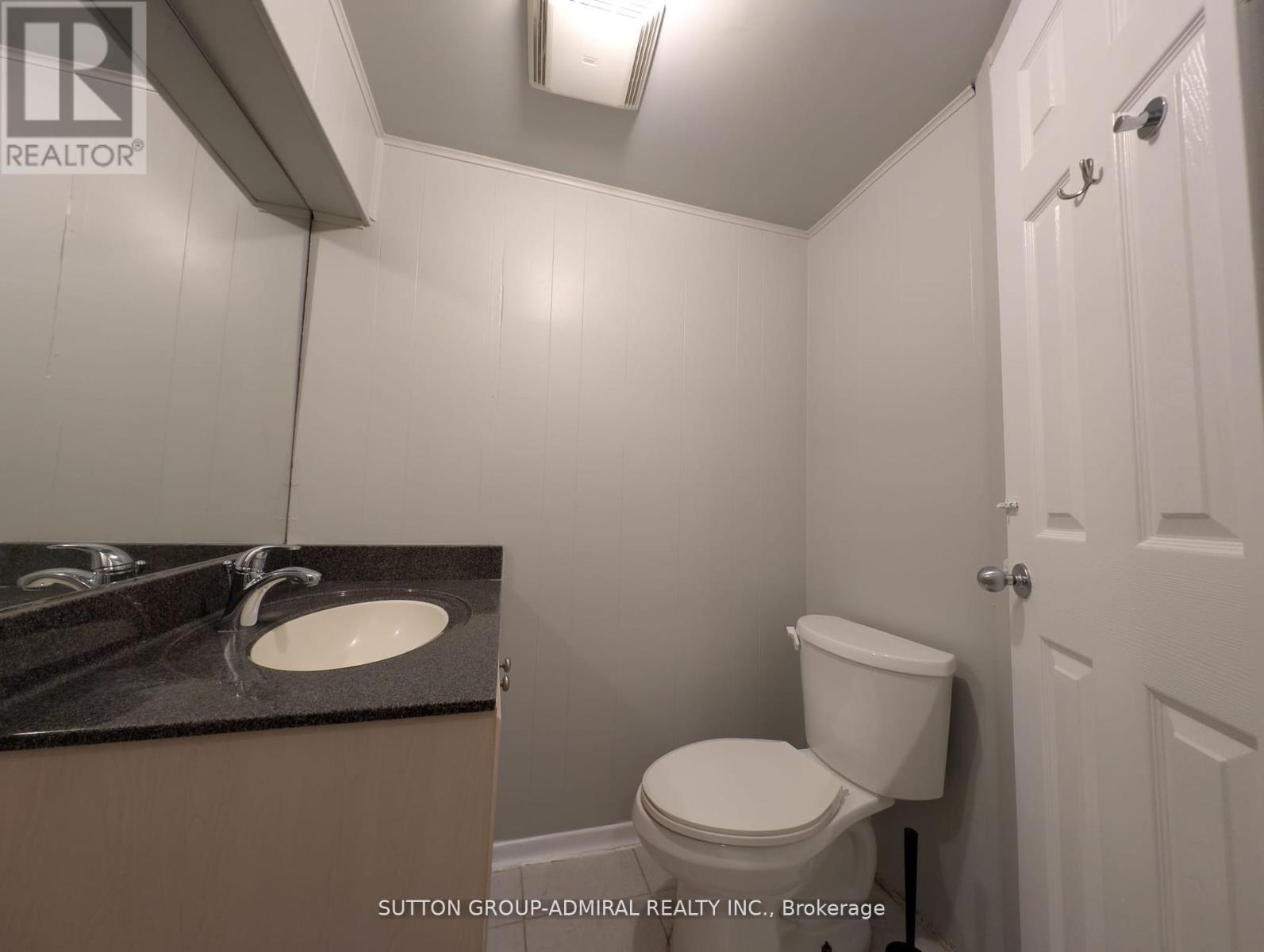 Bsmnt 2 - 5 Pennard Court, Toronto, Ontario  M3R 2V8 - Photo 11 - C12438472