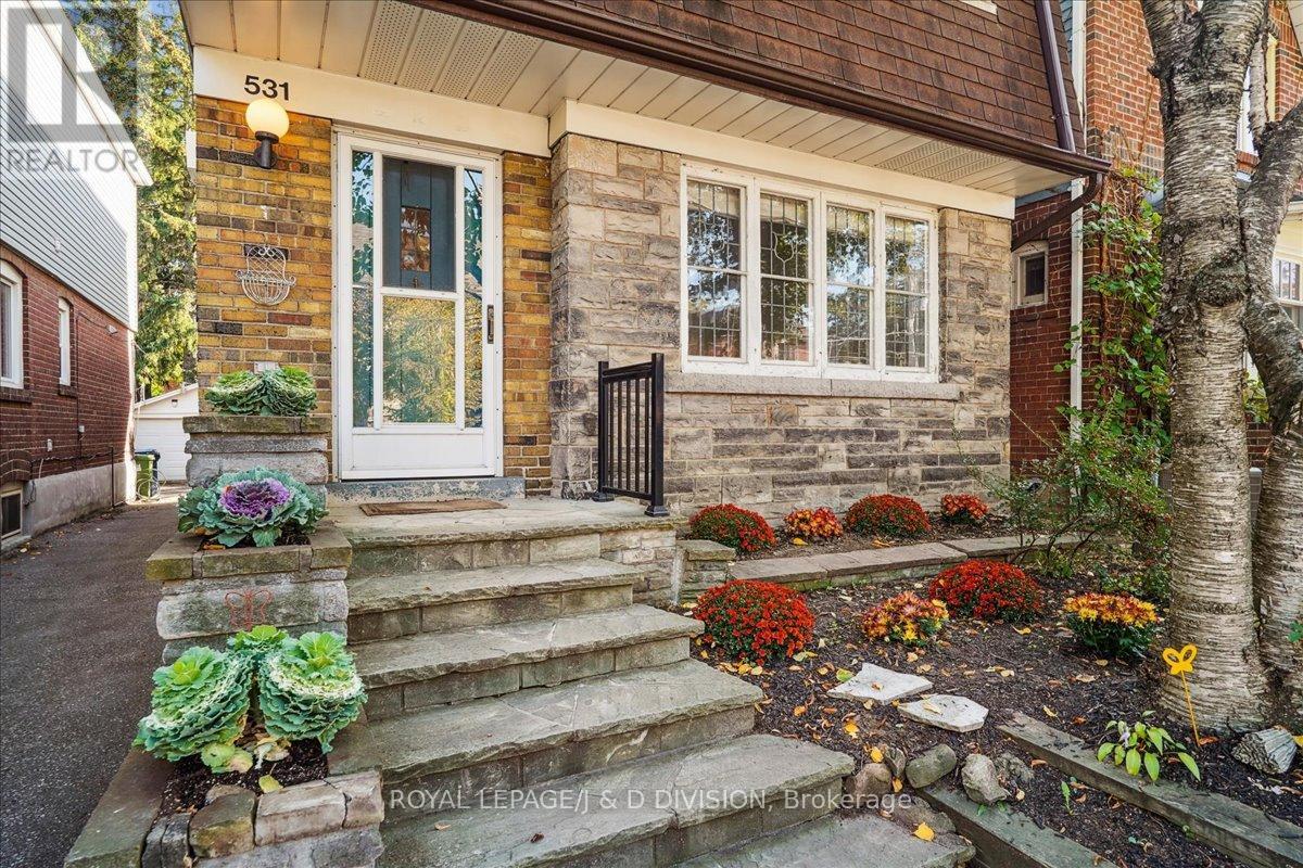 531 Soudan Avenue, Toronto, Ontario  M4S 1X1 - Photo 3 - C12438481
