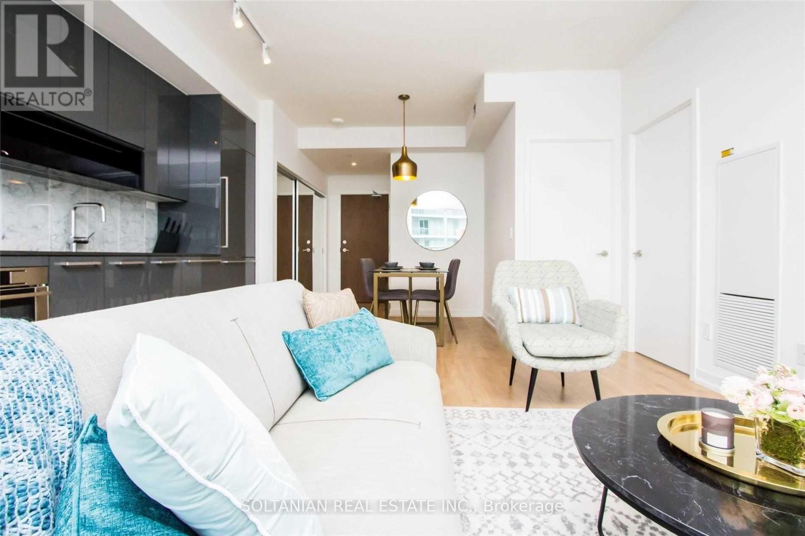 3705 - 115 Mcmahon Drive, Toronto, Ontario  M2K 2X9 - Photo 2 - C12438492