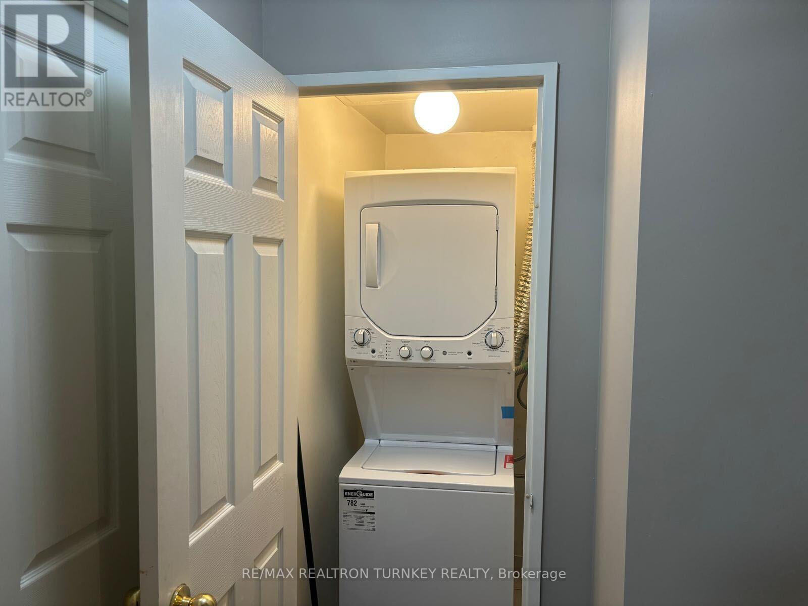 2116 - 18 Parkview Avenue, Toronto, Ontario  M2N 7H7 - Photo 14 - C12438553