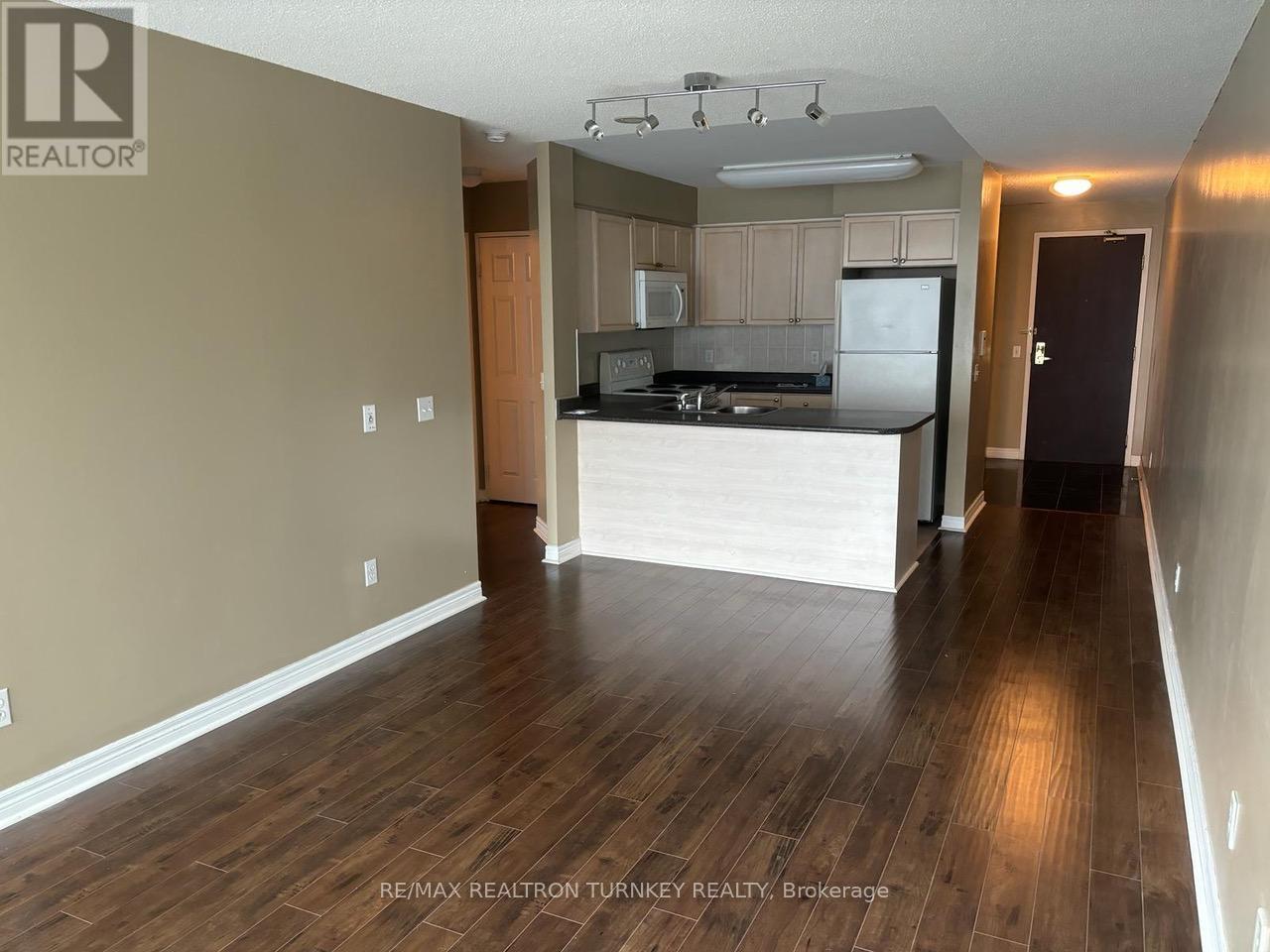 2116 - 18 Parkview Avenue, Toronto, Ontario  M2N 7H7 - Photo 5 - C12438553