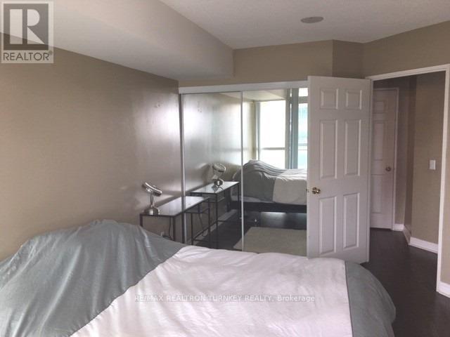 2116 - 18 Parkview Avenue, Toronto, Ontario  M2N 7H7 - Photo 9 - C12438553