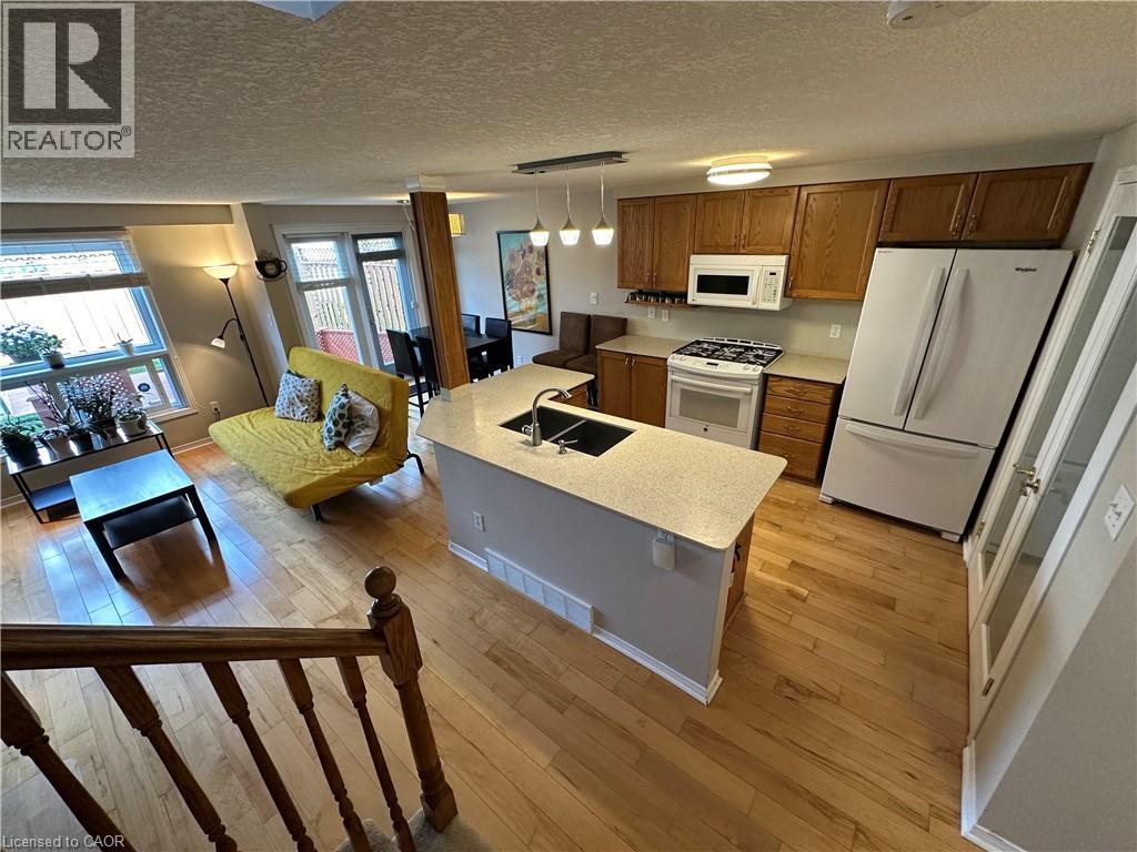 158 Wilderness Drive, Kitchener, Ontario  N2E 3R7 - Photo 6 - 40749405
