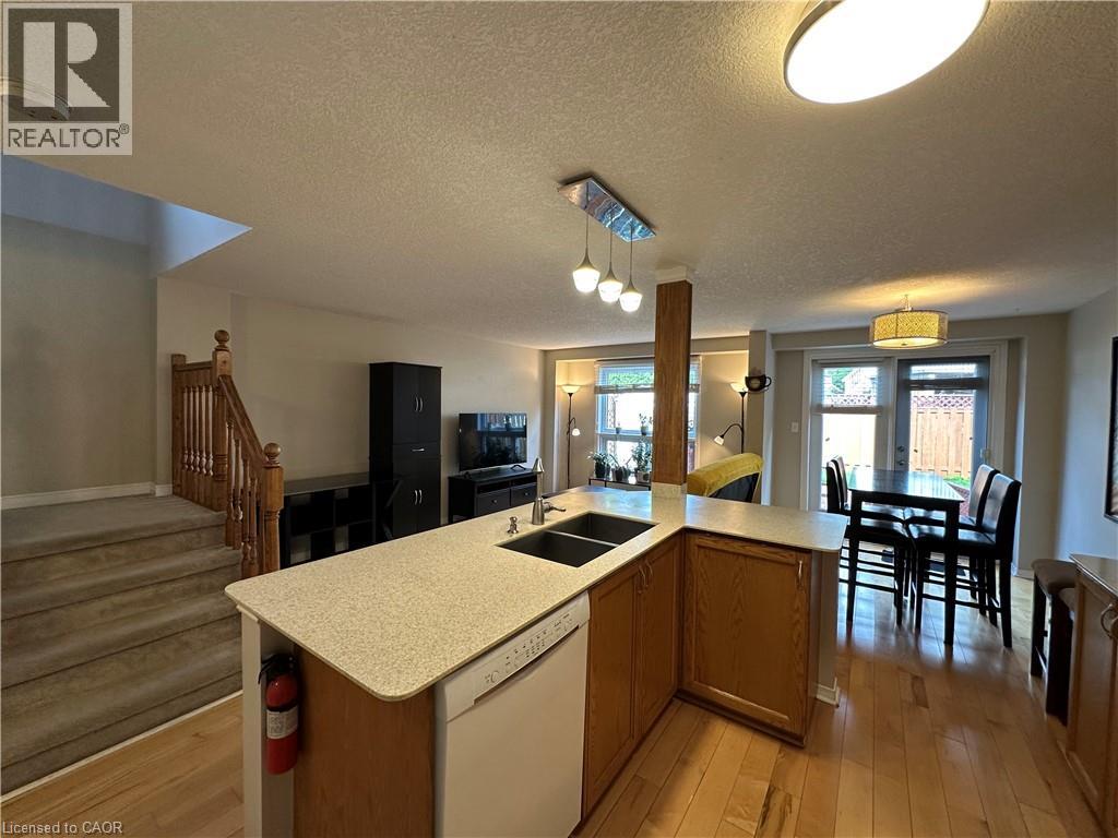 158 Wilderness Drive, Kitchener, Ontario  N2E 3R7 - Photo 5 - 40749405