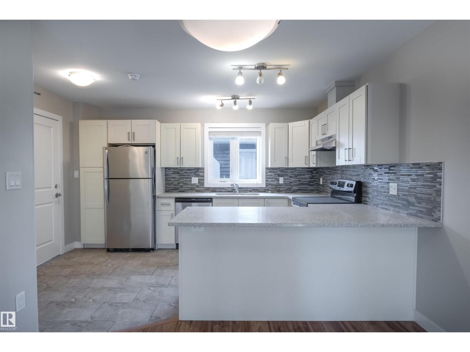 10204 113 Av Nw, Edmonton, Alberta  T5G 0W9 - Photo 7 - E4457883
