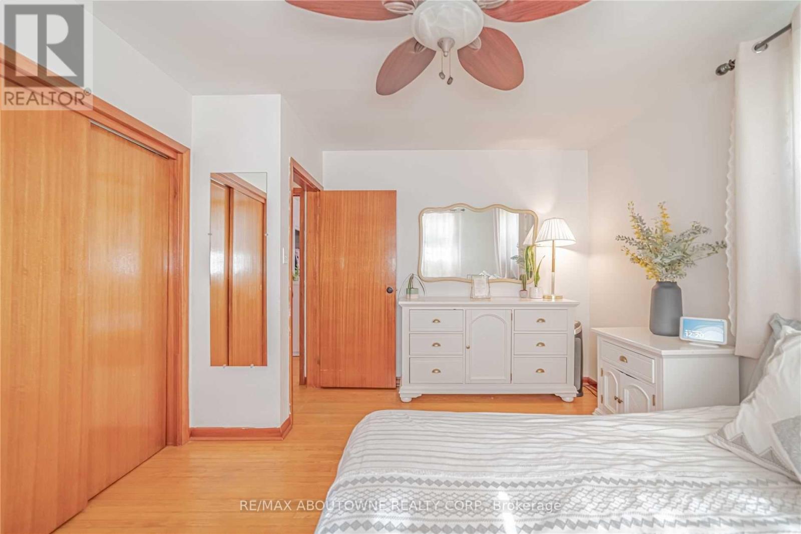 120 Northview Avenue, Whitby, Ontario  L1N 2G7 - Photo 12 - E12438436