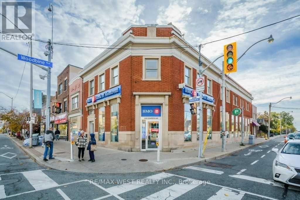 202 - 2083 Danforth Avenue, Toronto, Ontario  M4C 1K1 - Photo 1 - E12438485