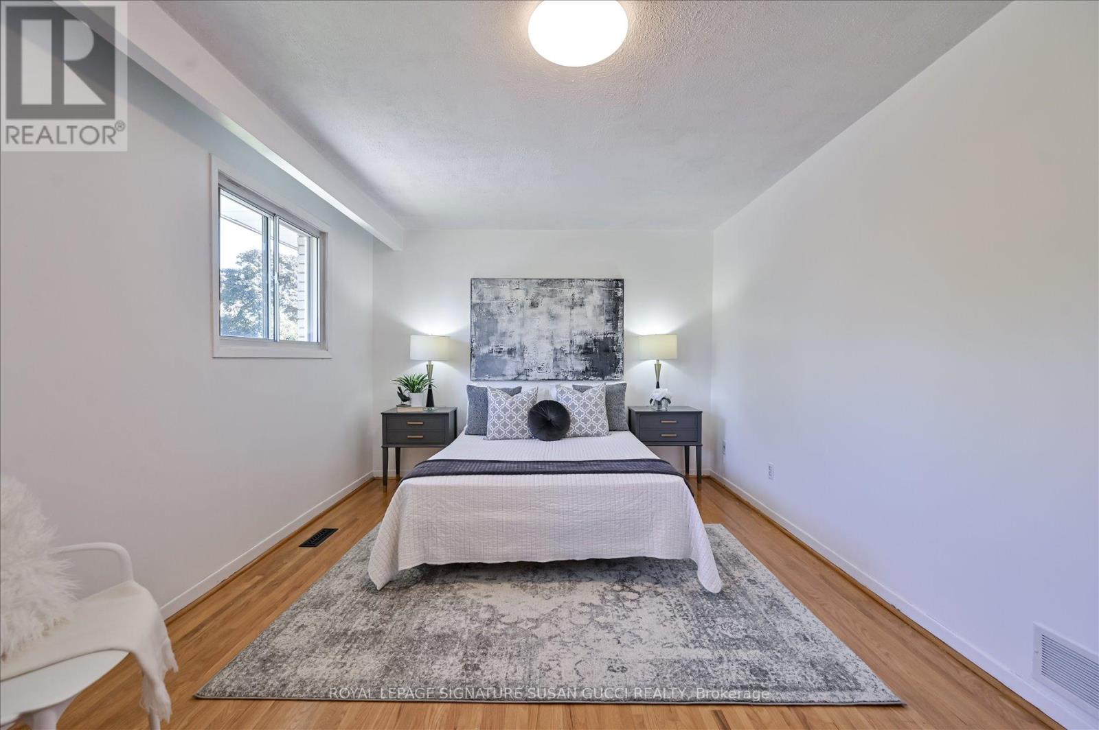 16 Munford Crescent, Toronto, Ontario  M4B 1C1 - Photo 20 - E12438560