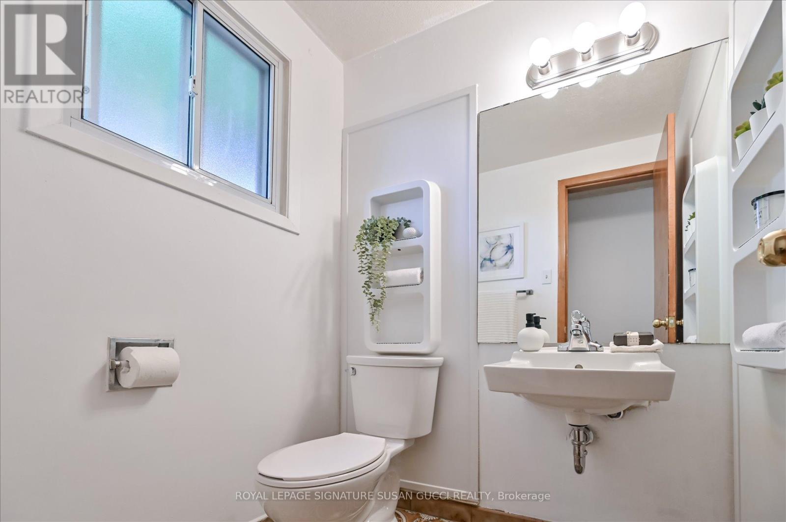 16 Munford Crescent, Toronto, Ontario  M4B 1C1 - Photo 29 - E12438560