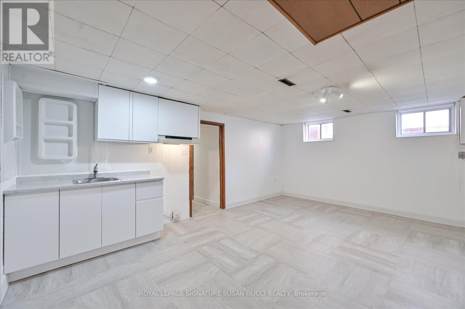 16 Munford Crescent, Toronto, Ontario  M4B 1C1 - Photo 33 - E12438560