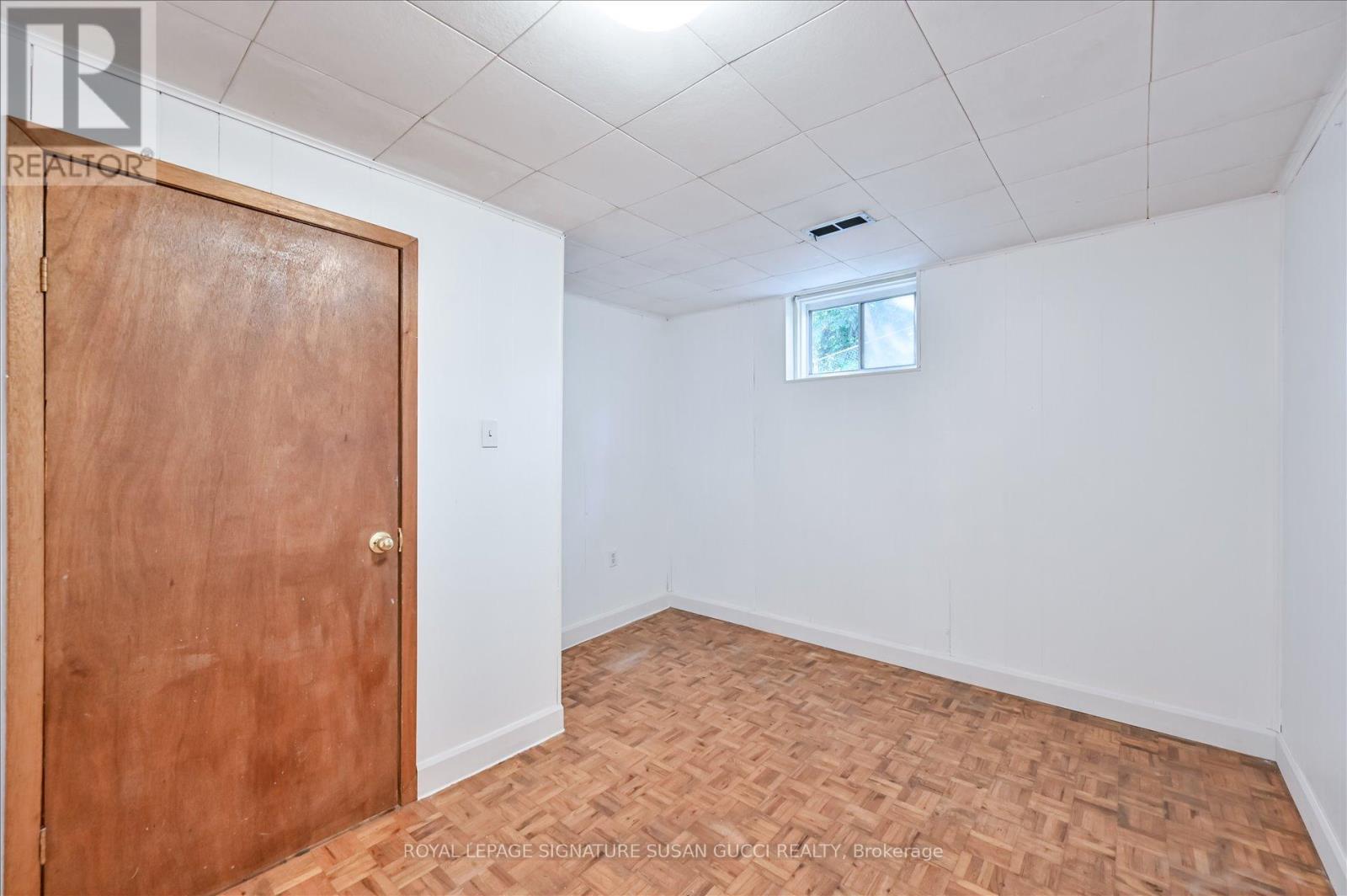16 Munford Crescent, Toronto, Ontario  M4B 1C1 - Photo 34 - E12438560