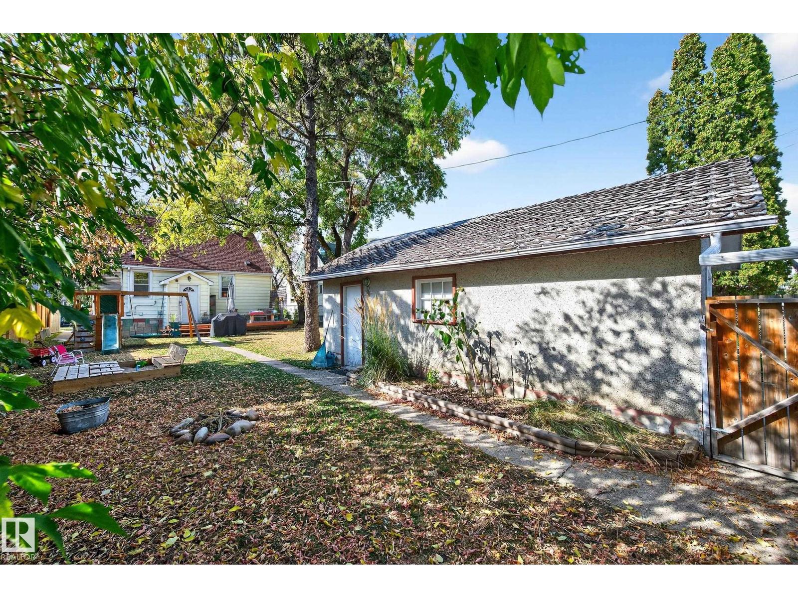 12315 103 St Nw, Edmonton, Alberta  T5G 2K4 - Photo 46 - E4460302