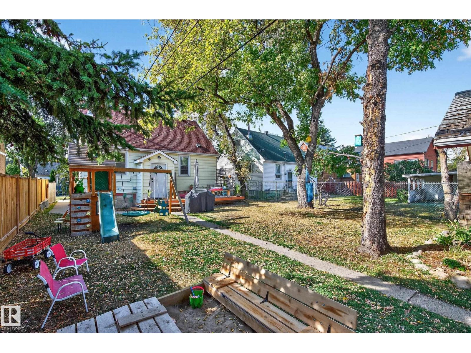 12315 103 St Nw, Edmonton, Alberta  T5G 2K4 - Photo 47 - E4460302
