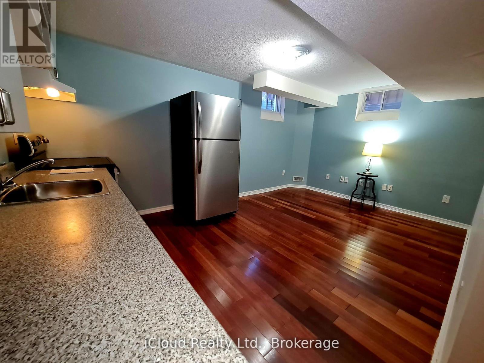 22 Fallgate Drive, Brampton, Ontario  L6X 0R5 - Photo 42 - W12437743