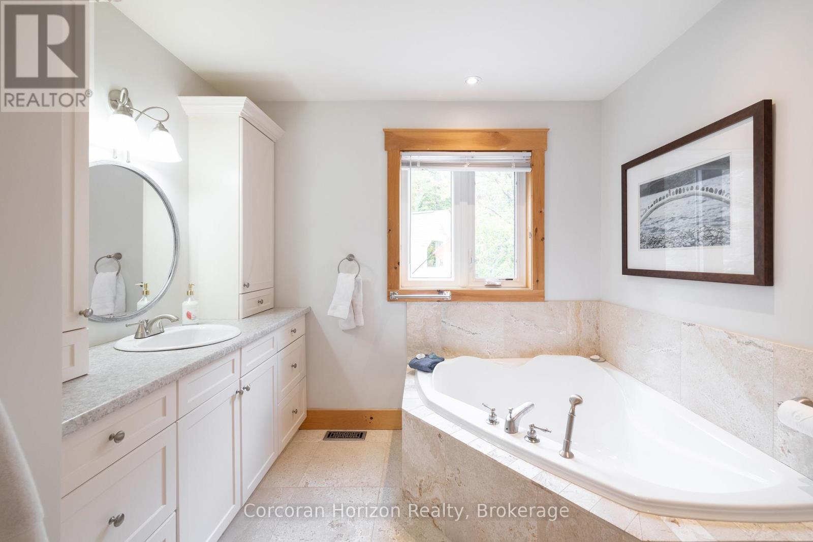 1481 Emily Lane, Severn, Ontario  L0K 1E0 - Photo 34 - S12435745