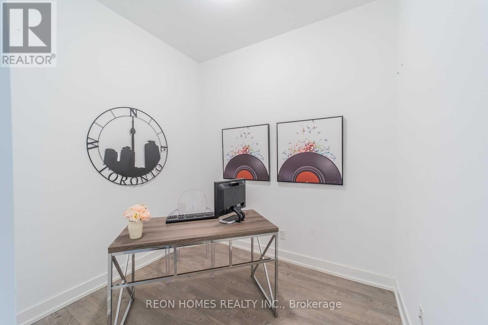 105w - 268 Buchanan Drive W, Markham, Ontario  L3R 8G9 - Photo 7 - N12438445