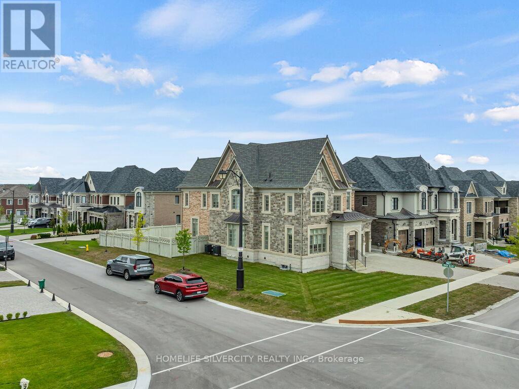 2 Endless Circle, Vaughan, Ontario  L4H 4N6 - Photo 4 - N12438500
