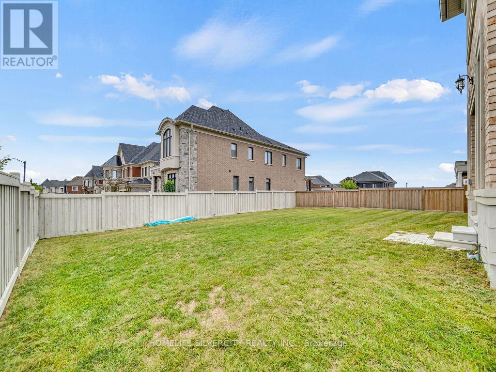 2 Endless Circle, Vaughan, Ontario  L4H 4N6 - Photo 47 - N12438500