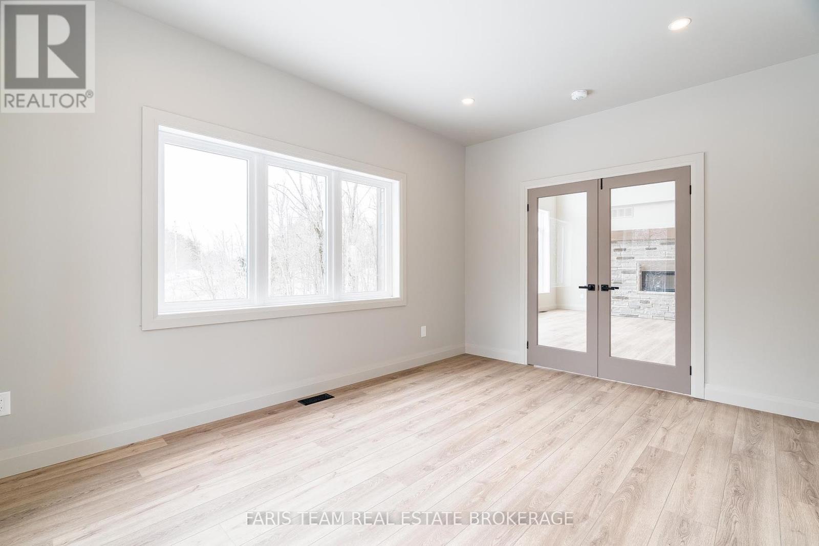 3316 Line 4 N, Oro-Medonte, Ontario  L0L 2L0 - Photo 10 - S12438432