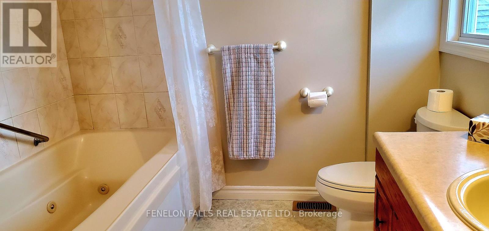 7 James Street, Kawartha Lakes (Lindsay), Ontario  K9V 3B3 - Photo 24 - X12437534