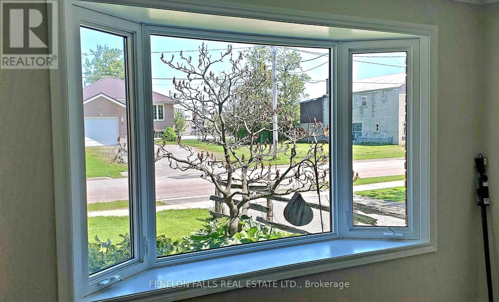 7 James Street, Kawartha Lakes, Ontario  K9V 3B3 - Photo 8 - X12437534