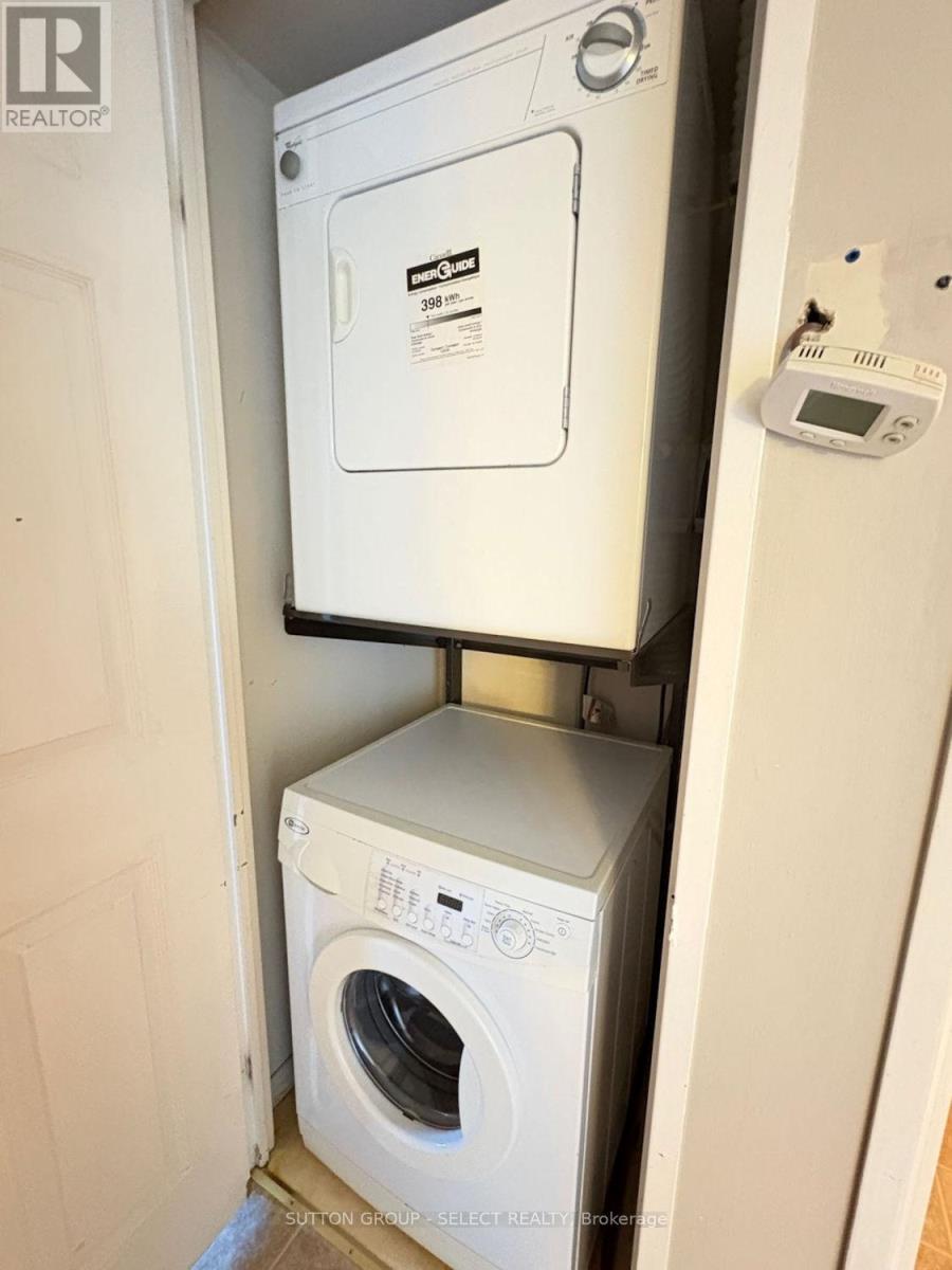 Photo 25 of 35 for 1702 - 323 Colborne Street