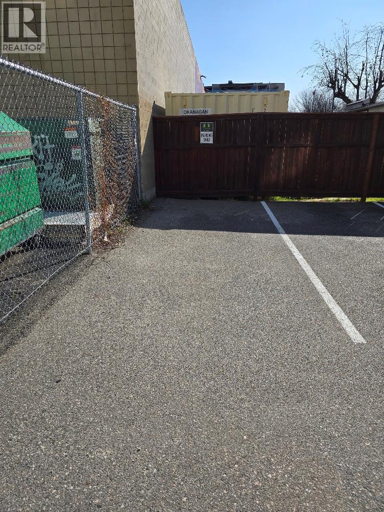 474 West Avenue Unit# 202, Kelowna, British Columbia  V1Y 4Z2 - Photo 12 - 10364605