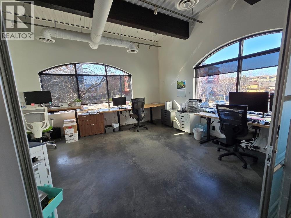 474 West Avenue Unit# 202, Kelowna, British Columbia  V1Y 4Z2 - Photo 4 - 10364605