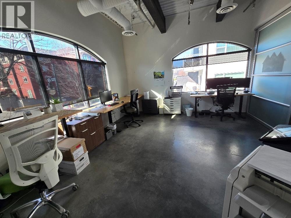 474 West Avenue Unit# 202, Kelowna, British Columbia  V1Y 4Z2 - Photo 5 - 10364605