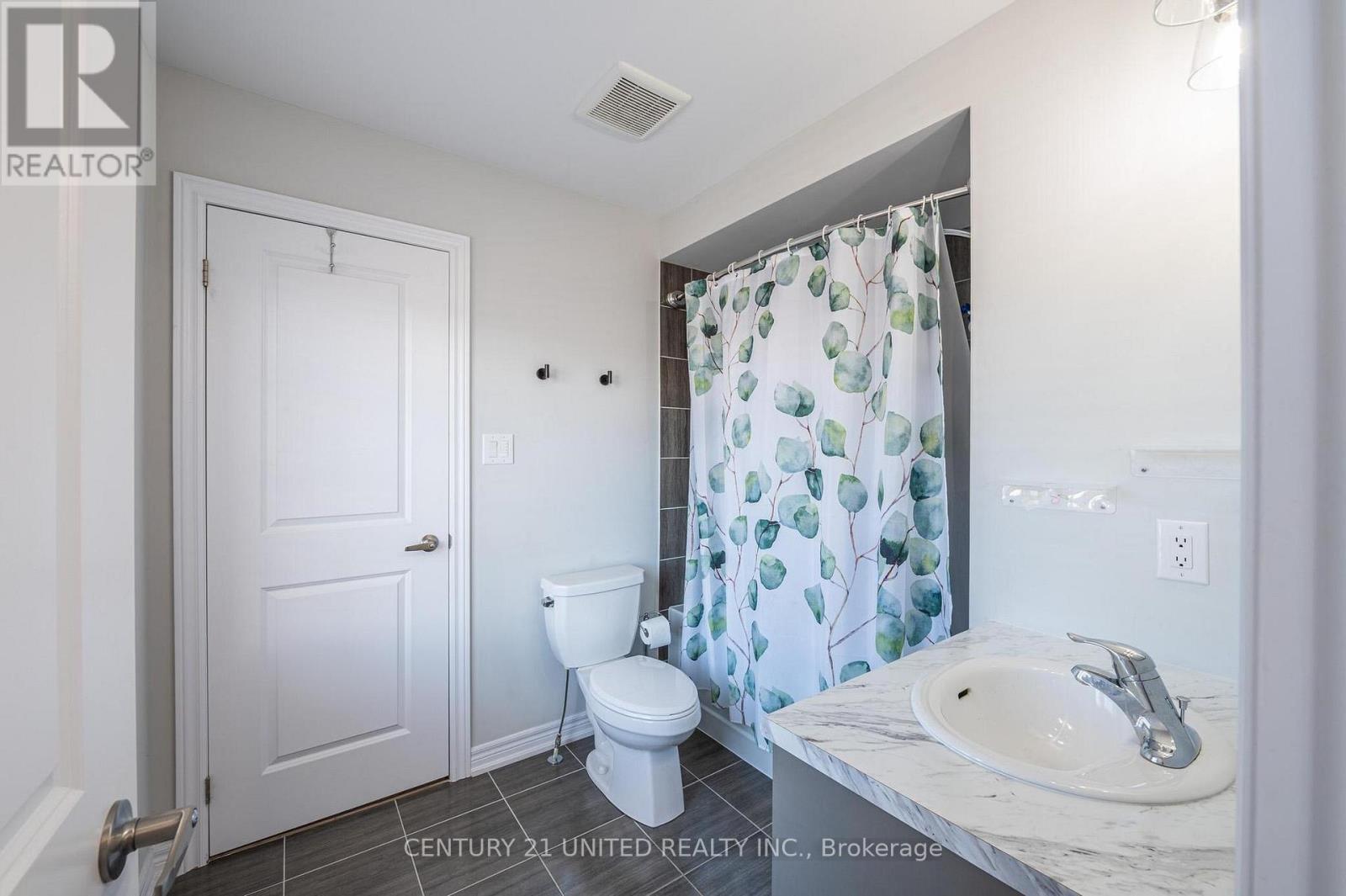 159 Mcphail Avenue, Clarington, Ontario  L1C 7H8 - Photo 20 - E12438572