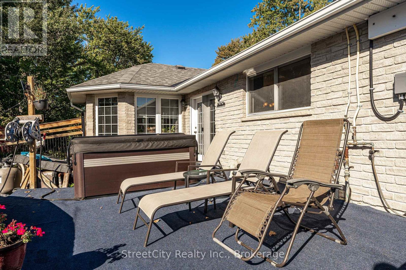 4303 119 Highway, Perth East, Ontario  N5A 6S2 - Photo 34 - X12438589