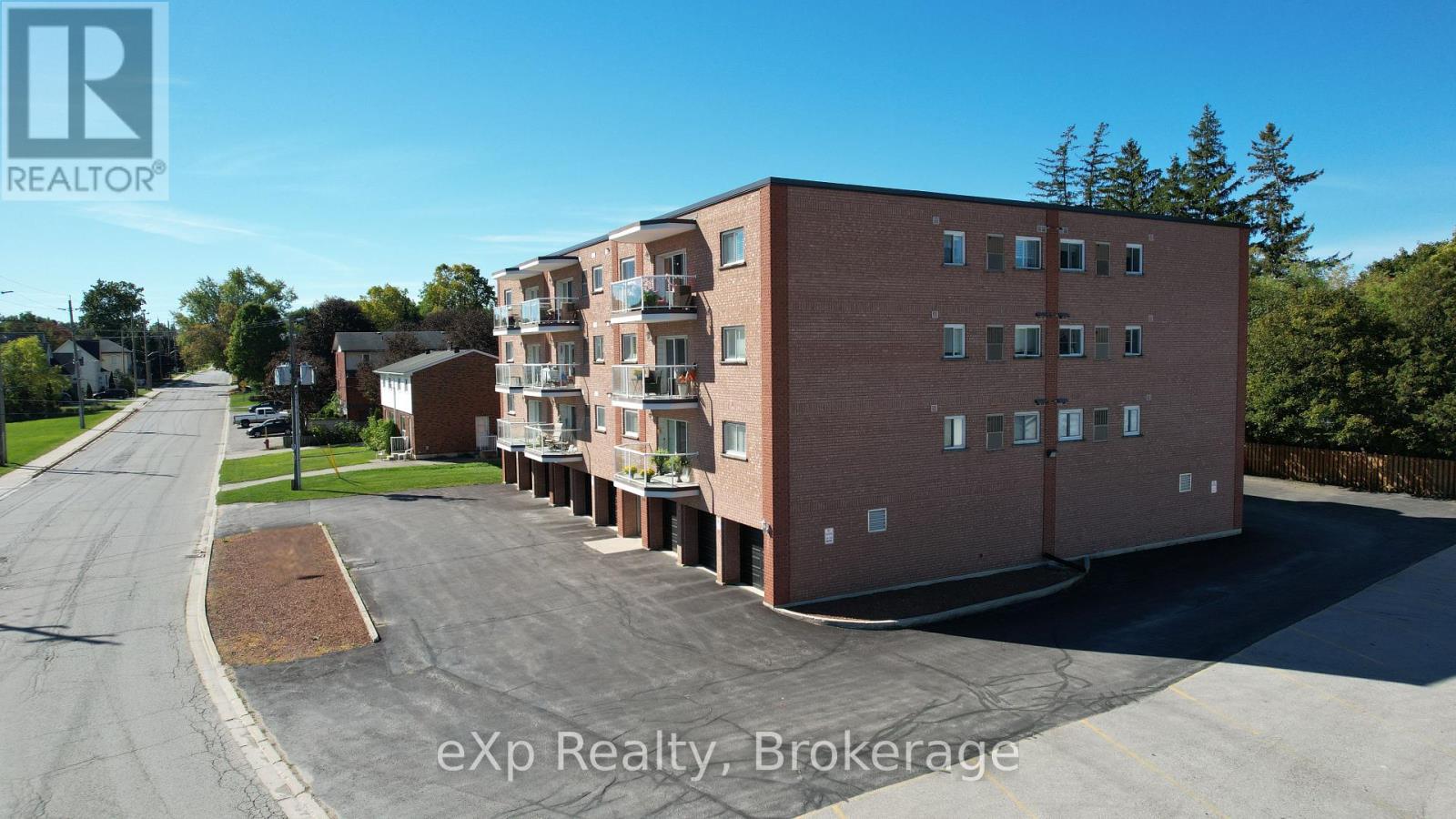 405 - 203 Mcnab Street, Brockton, Ontario  N0G 2V0 - Photo 2 - X12438608