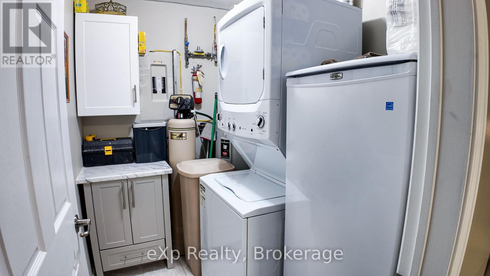 405 - 203 Mcnab Street, Brockton, Ontario  N0G 2V0 - Photo 23 - X12438608