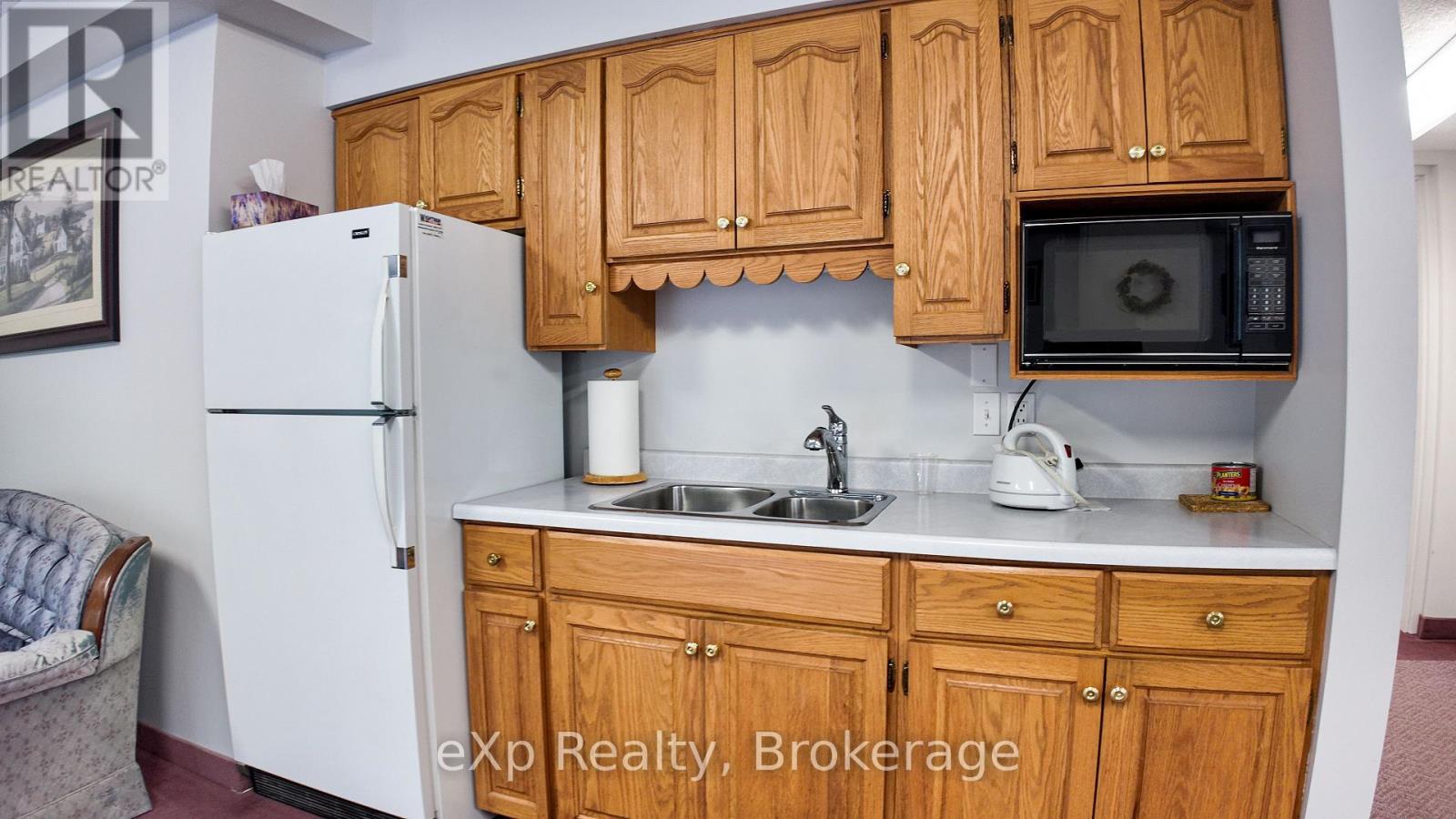 405 - 203 Mcnab Street, Brockton, Ontario  N0G 2V0 - Photo 30 - X12438608
