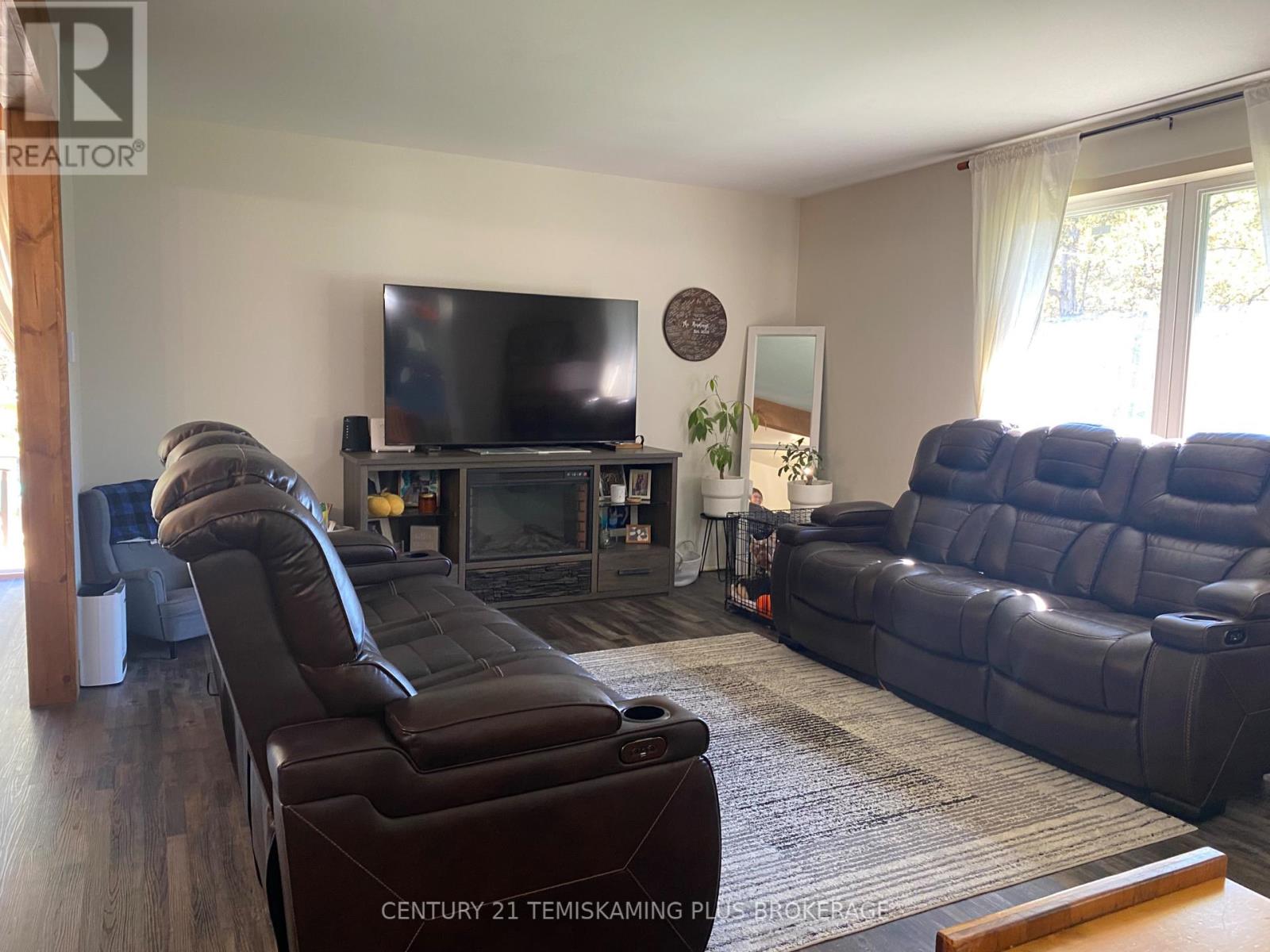 466609 Kerr Lake Road, Timiskaming, Ontario  P0J 1C0 - Photo 3 - T12434727