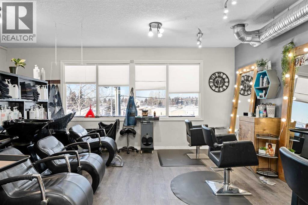 200, 14 Crystalridge Drive, Okotoks, Alberta  T1S 2C3 - Photo 6 - A2196830