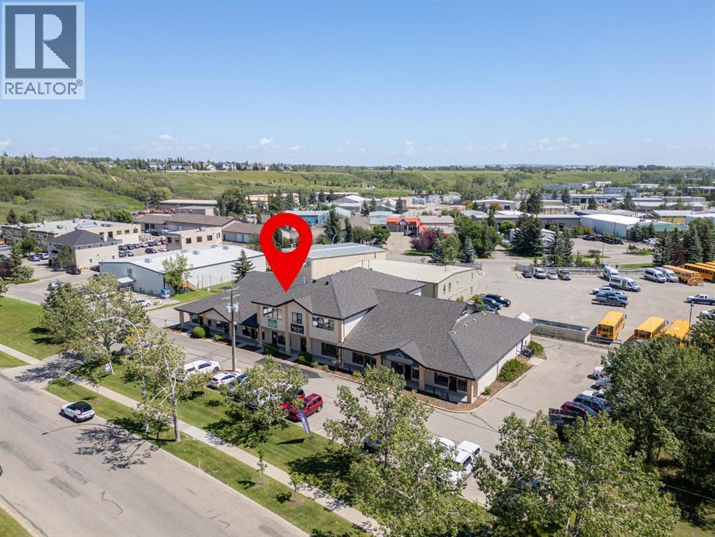 200, 14 Crystalridge Drive, Okotoks, Alberta  T1S 2C3 - Photo 2 - A2196830