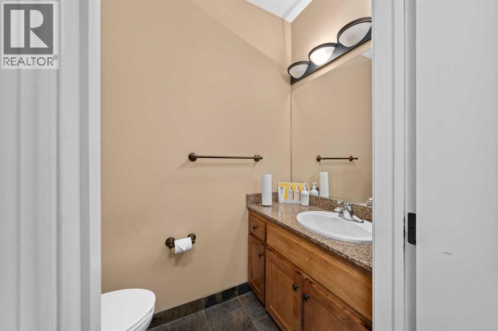 200, 14 Crystalridge Drive, Okotoks, Alberta  T1S 2C3 - Photo 9 - A2196830