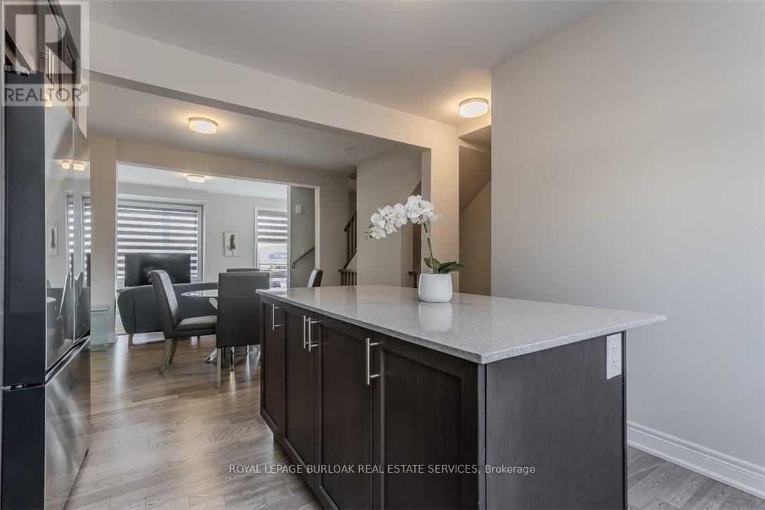 52 - 2273 Turnberry Road, Burlington, Ontario  L7M 2B2 - Photo 10 - W12438505