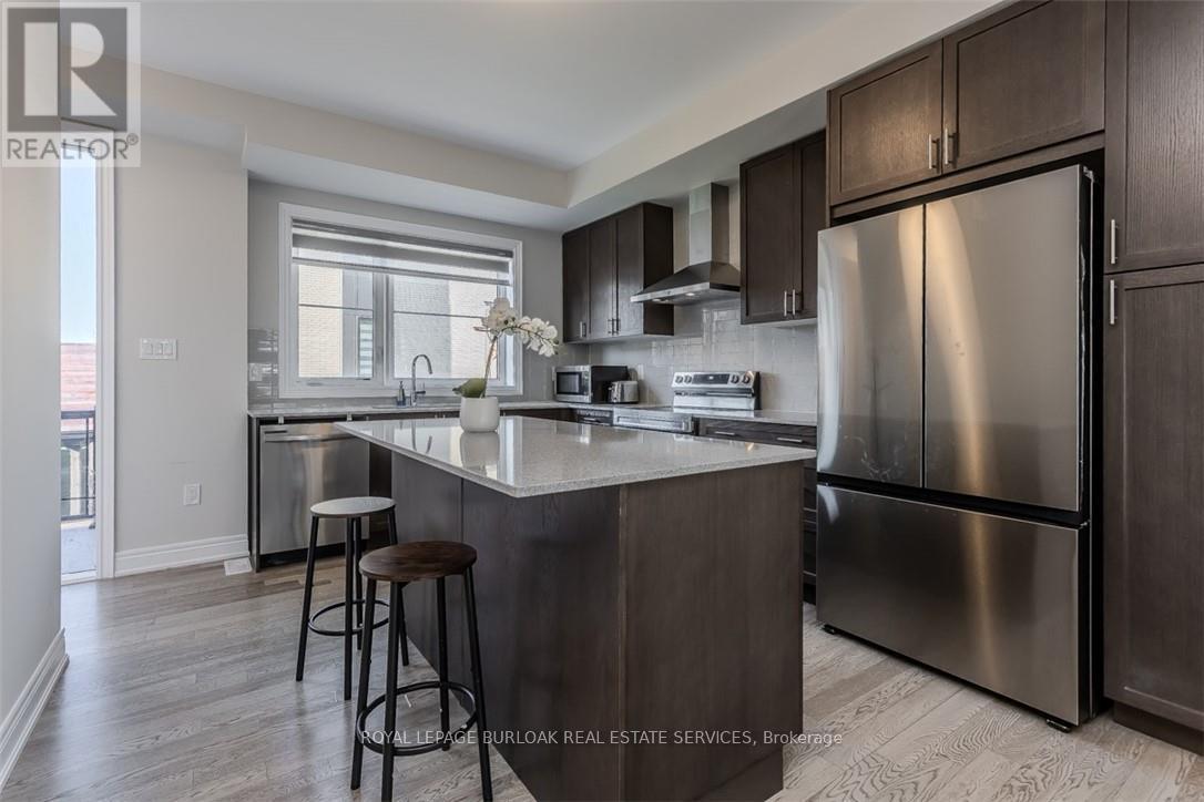 52 - 2273 Turnberry Road, Burlington, Ontario  L7M 2B2 - Photo 11 - W12438505